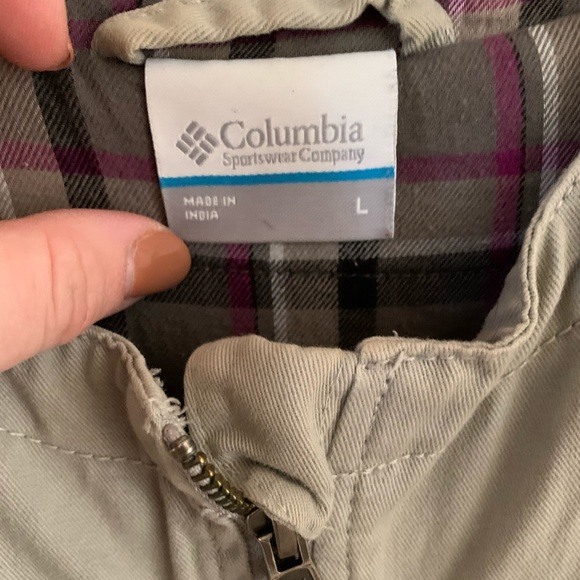 Fall Jacket🍁 - Picture 2 of 2